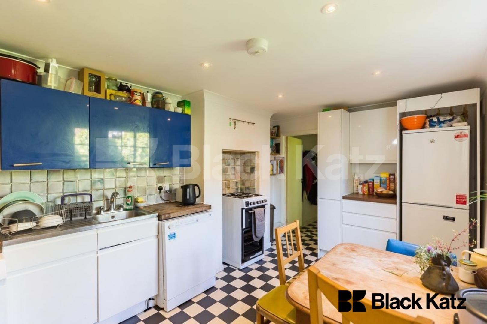 Great Terraced House in Bermondsey Lynton Road , Bermondsey